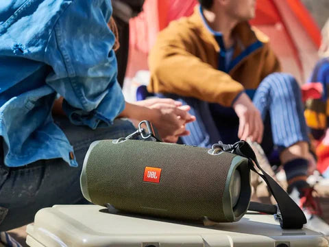 JBL CHARGE BLUE Bluetooth® Speaker